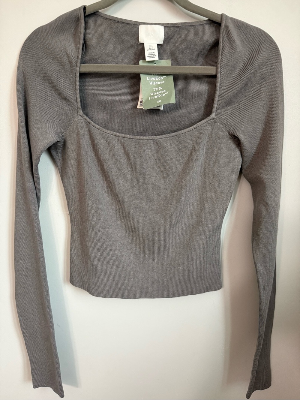 H&M large Women’s ribbed Square Neck Long Sleeve Top in Gray